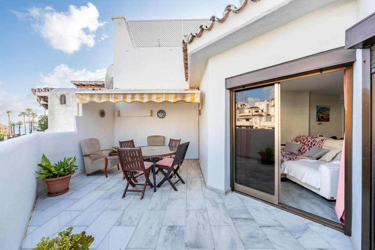 Penthouse in Elviria — photo 10 of 10