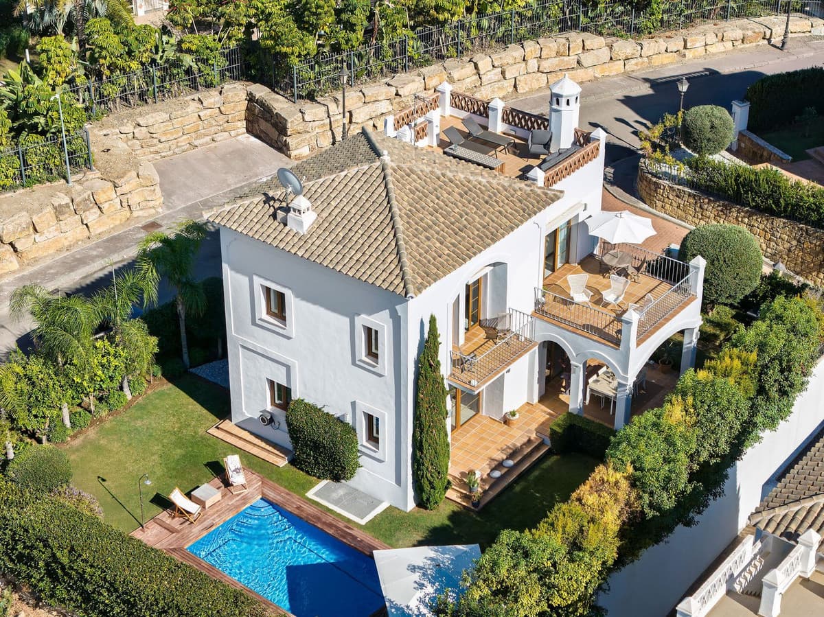 Detached Villa in Selwo — photo 2 of 10
