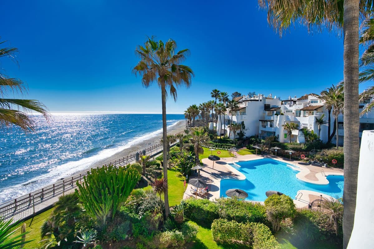 Penthouse Duplex in Puerto Banús — photo 1 of 10