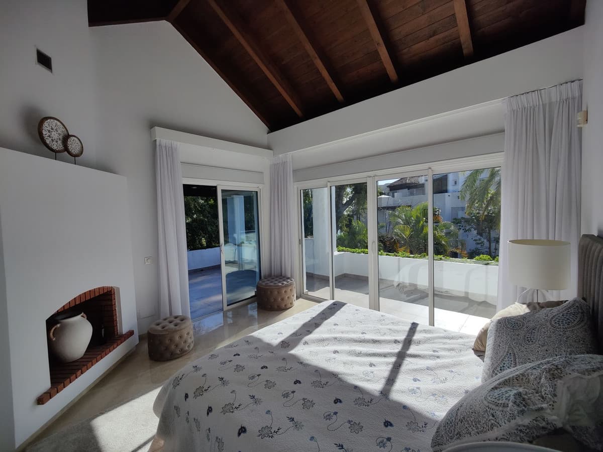 Penthouse Duplex in Puerto Banús — photo 10 of 10