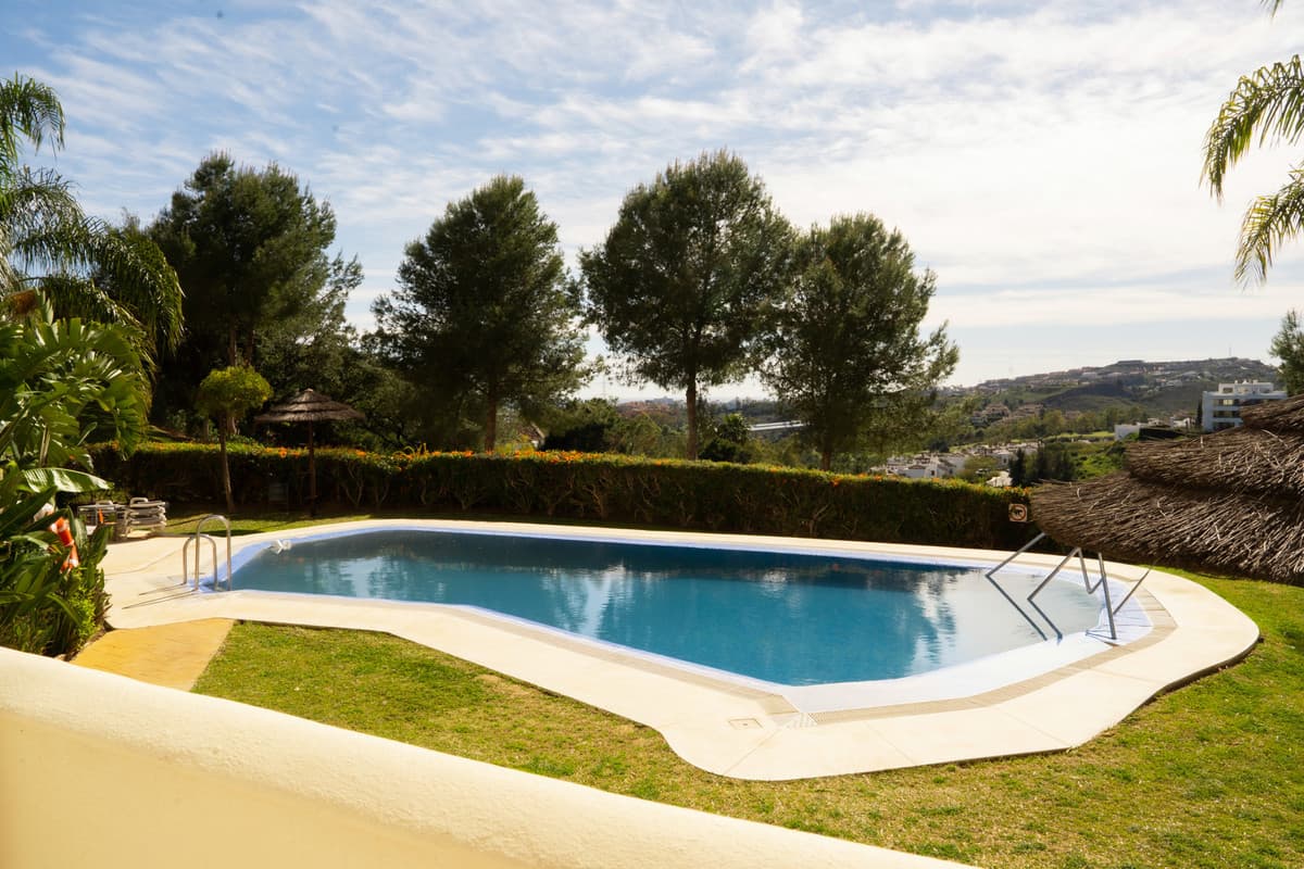 Ground Floor Apartment in Benahavís — photo 7 of 10