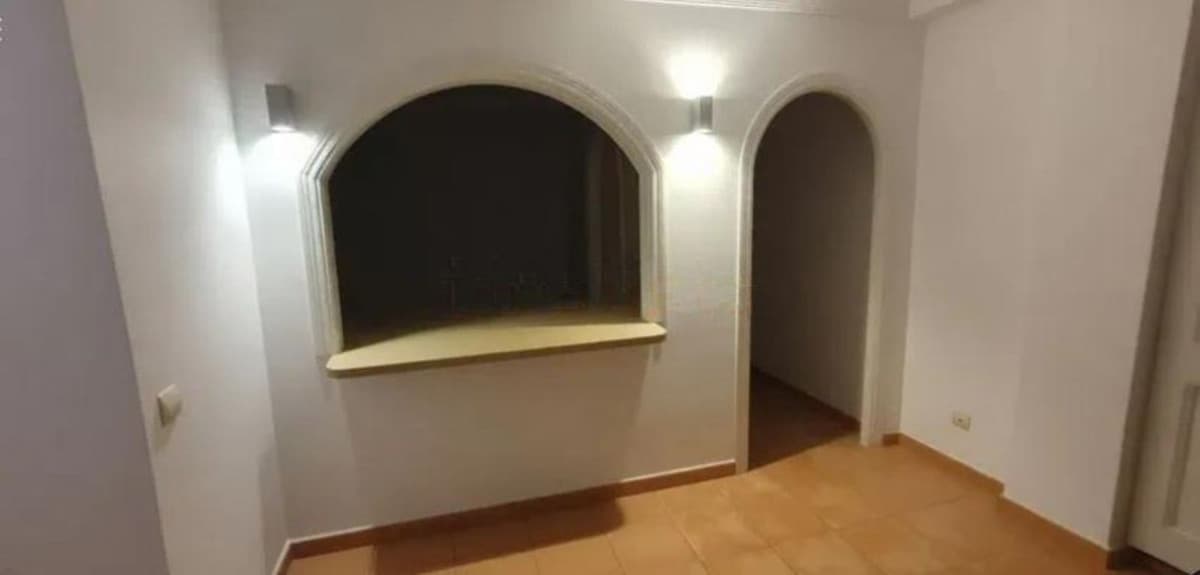 Ground Floor Apartment in Estepona — photo 9 of 10