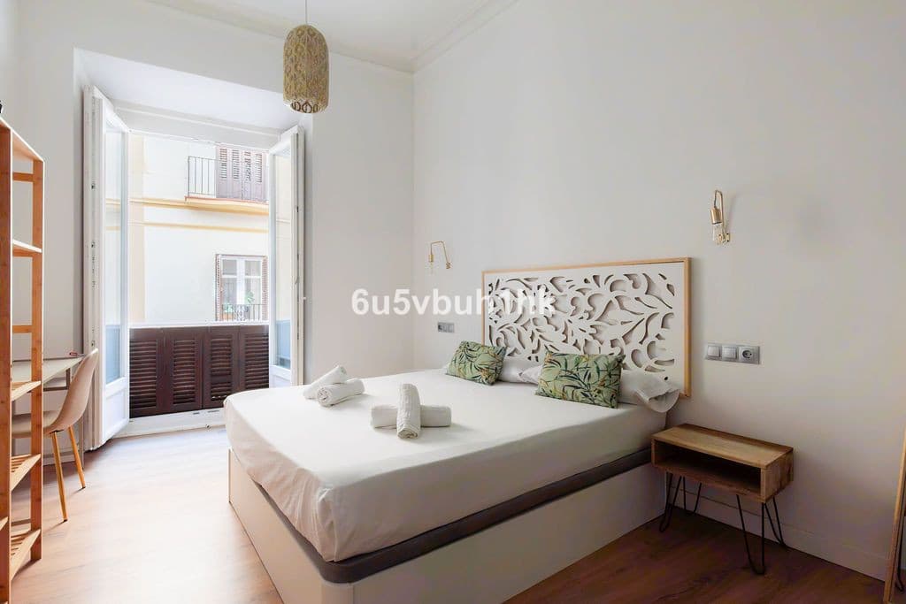 Ground Floor Apartment in Málaga — photo 5 of 10