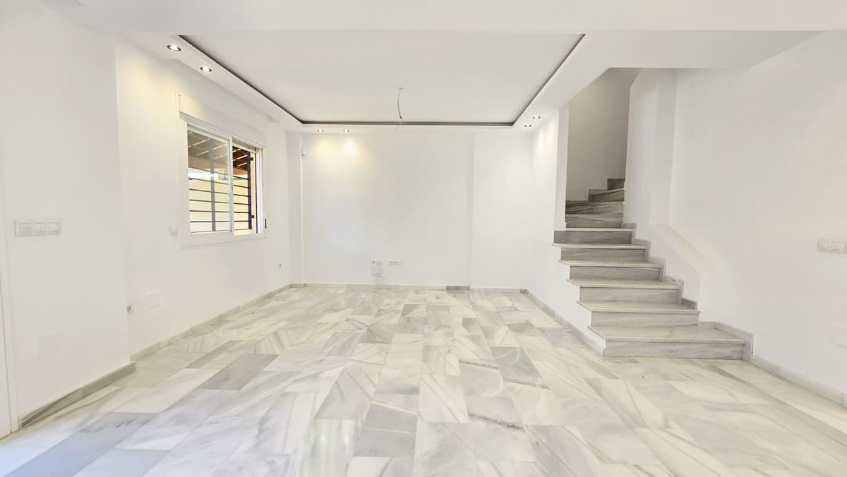 Townhouse in Calahonda — photo 6 of 10