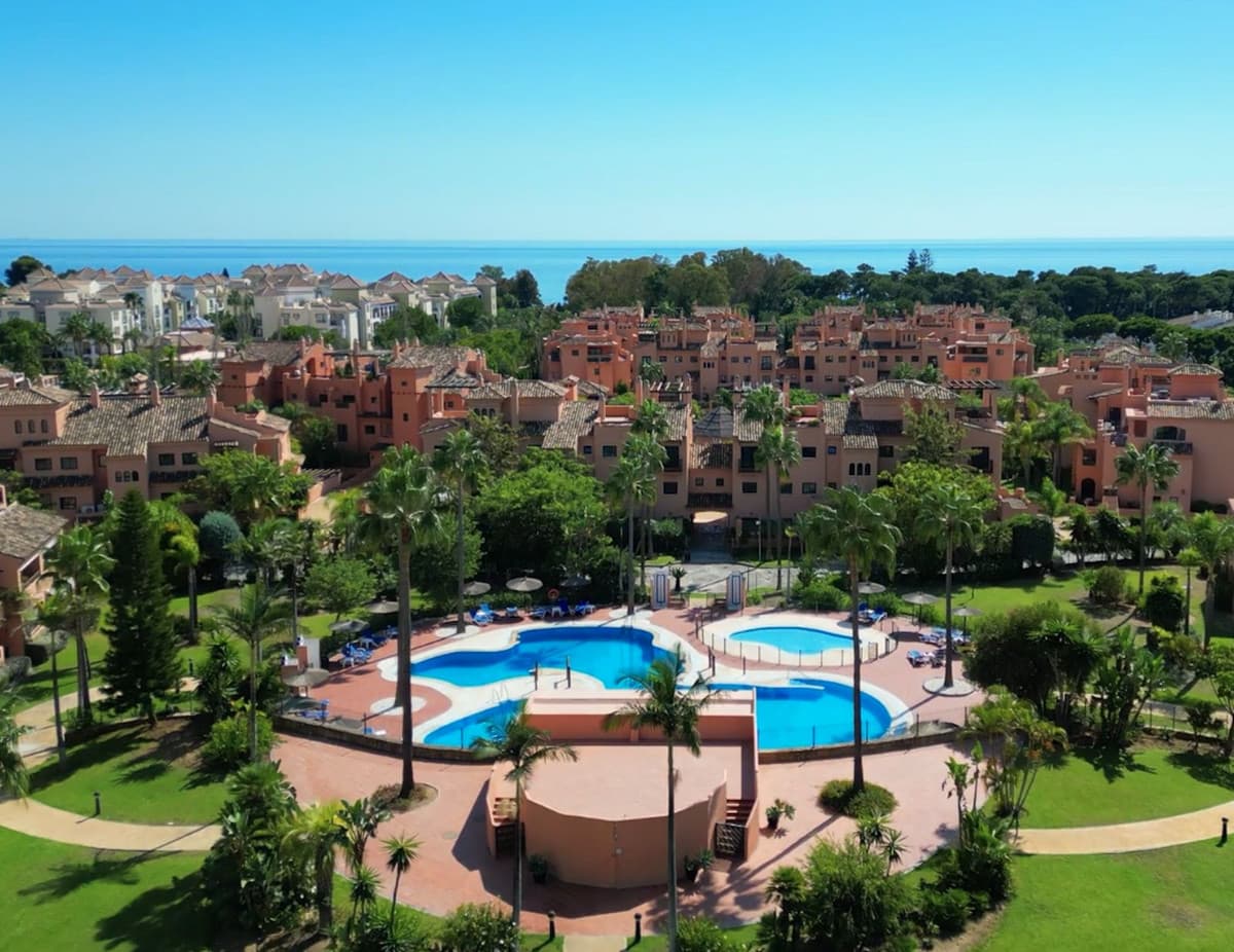 Ground Floor Apartment in Estepona — photo 1 of 10