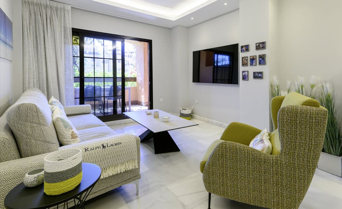 Ground Floor Apartment in Estepona — photo 2 of 10