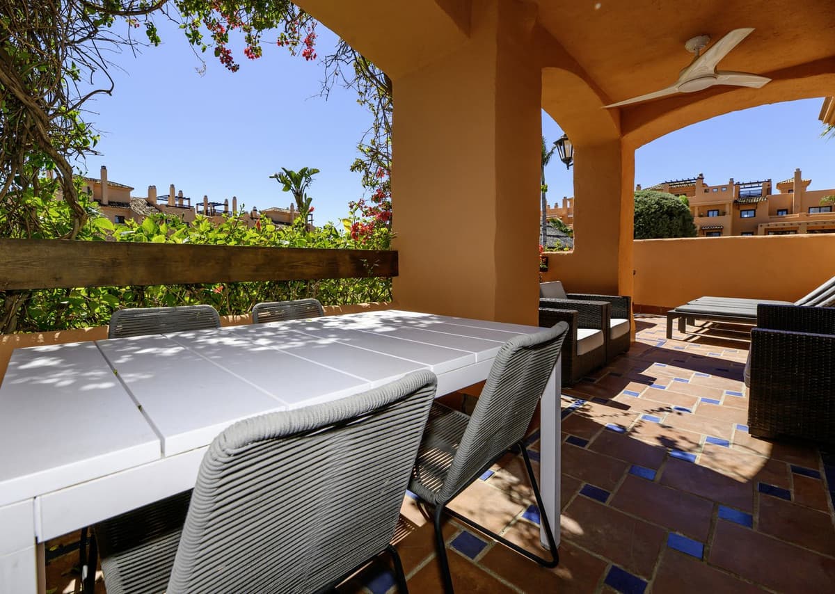 Ground Floor Apartment in Estepona — photo 10 of 10