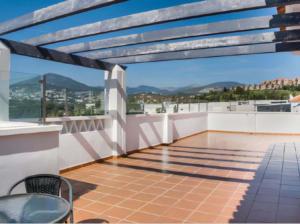 Penthouse in La Campana — photo 4 of 10