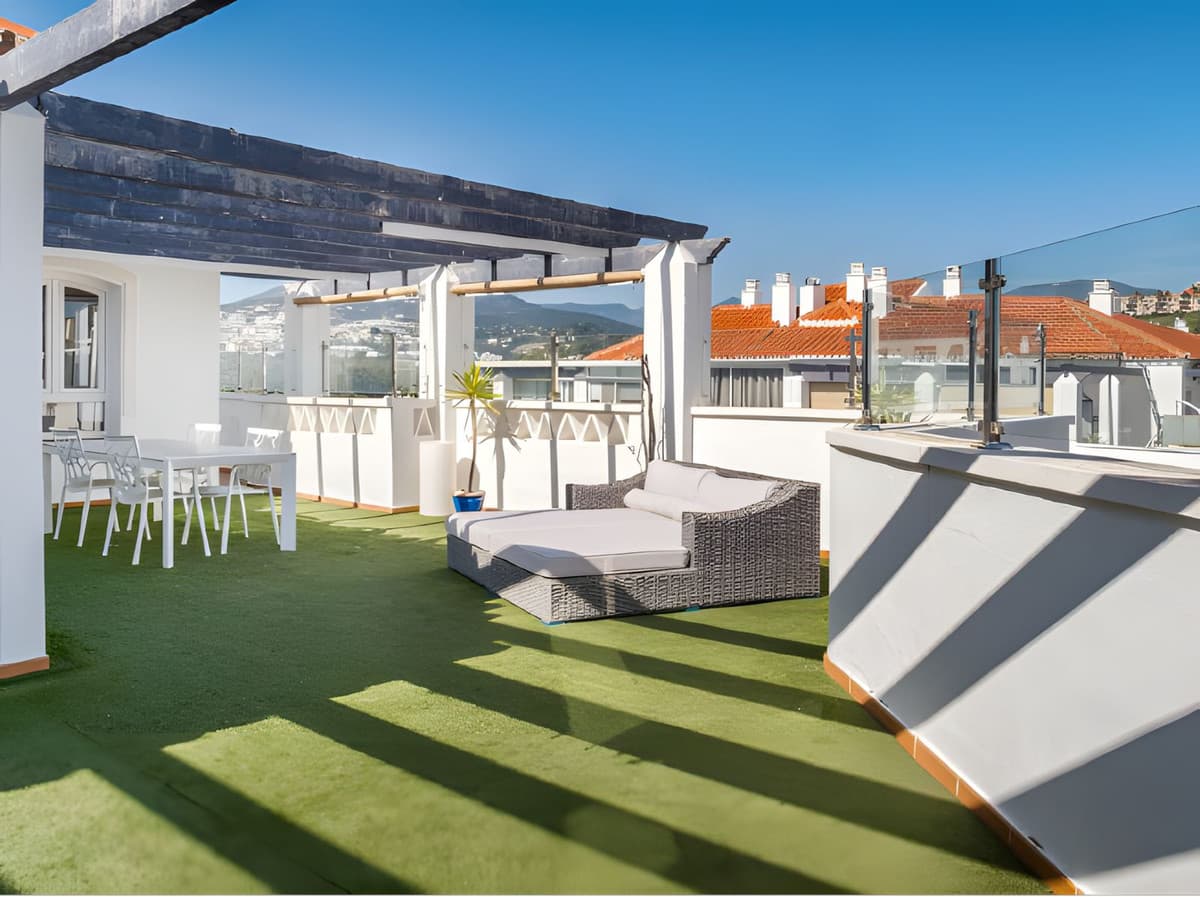 Penthouse in La Campana — photo 6 of 10