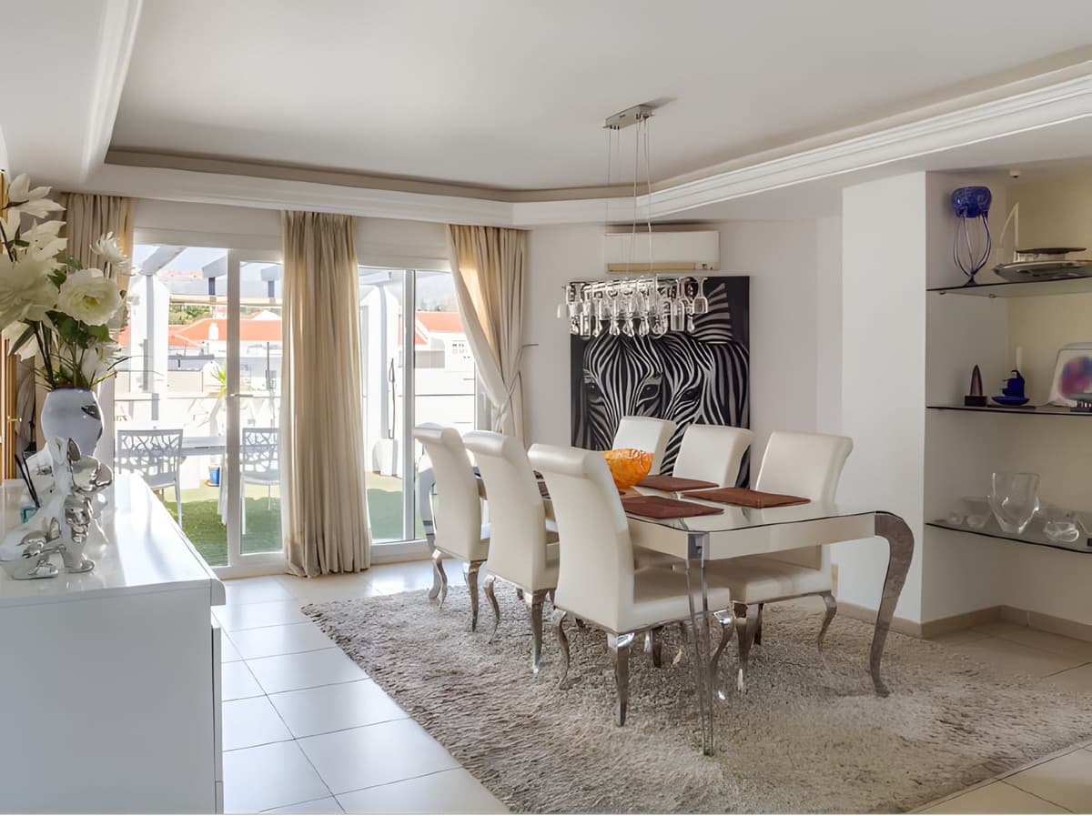Penthouse in La Campana — photo 9 of 10