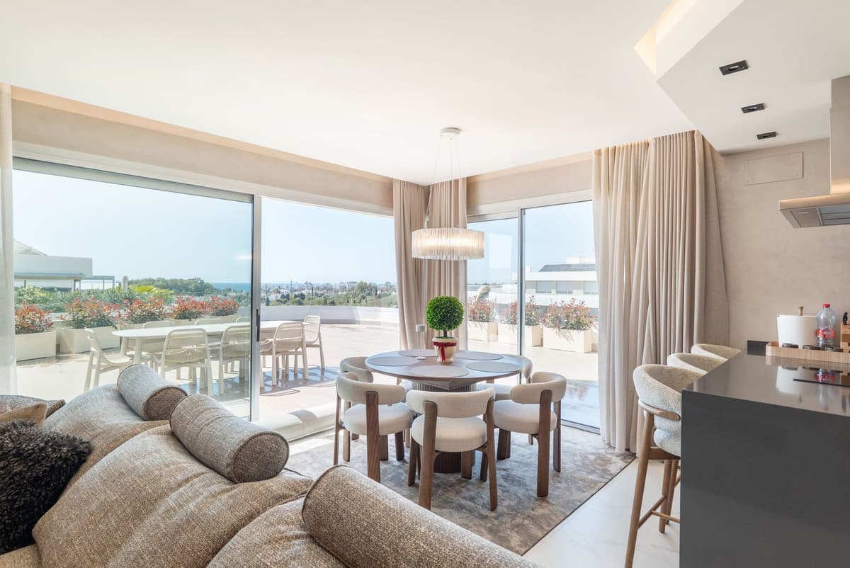 Penthouse in San Pedro de Alcántara — photo 1 of 10