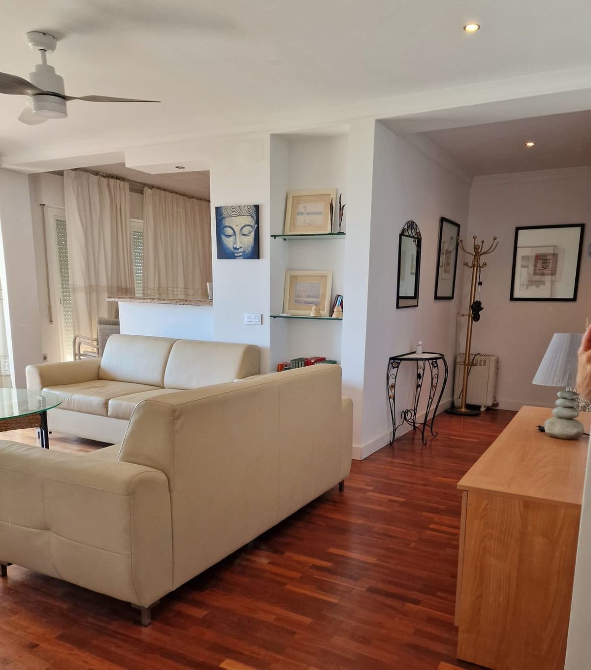 Middle Floor Apartment in Estepona — photo 9 of 10