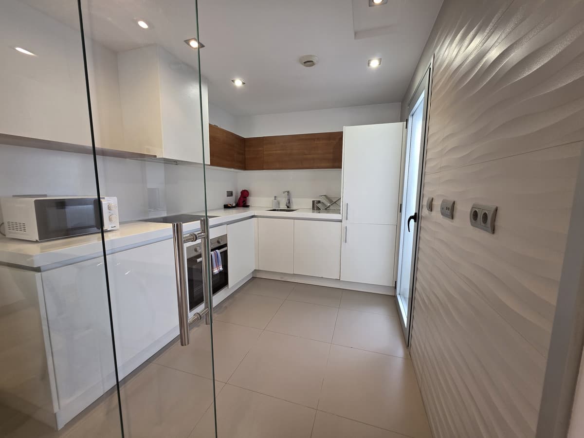 Penthouse Duplex in San Pedro de Alcántara — photo 8 of 10