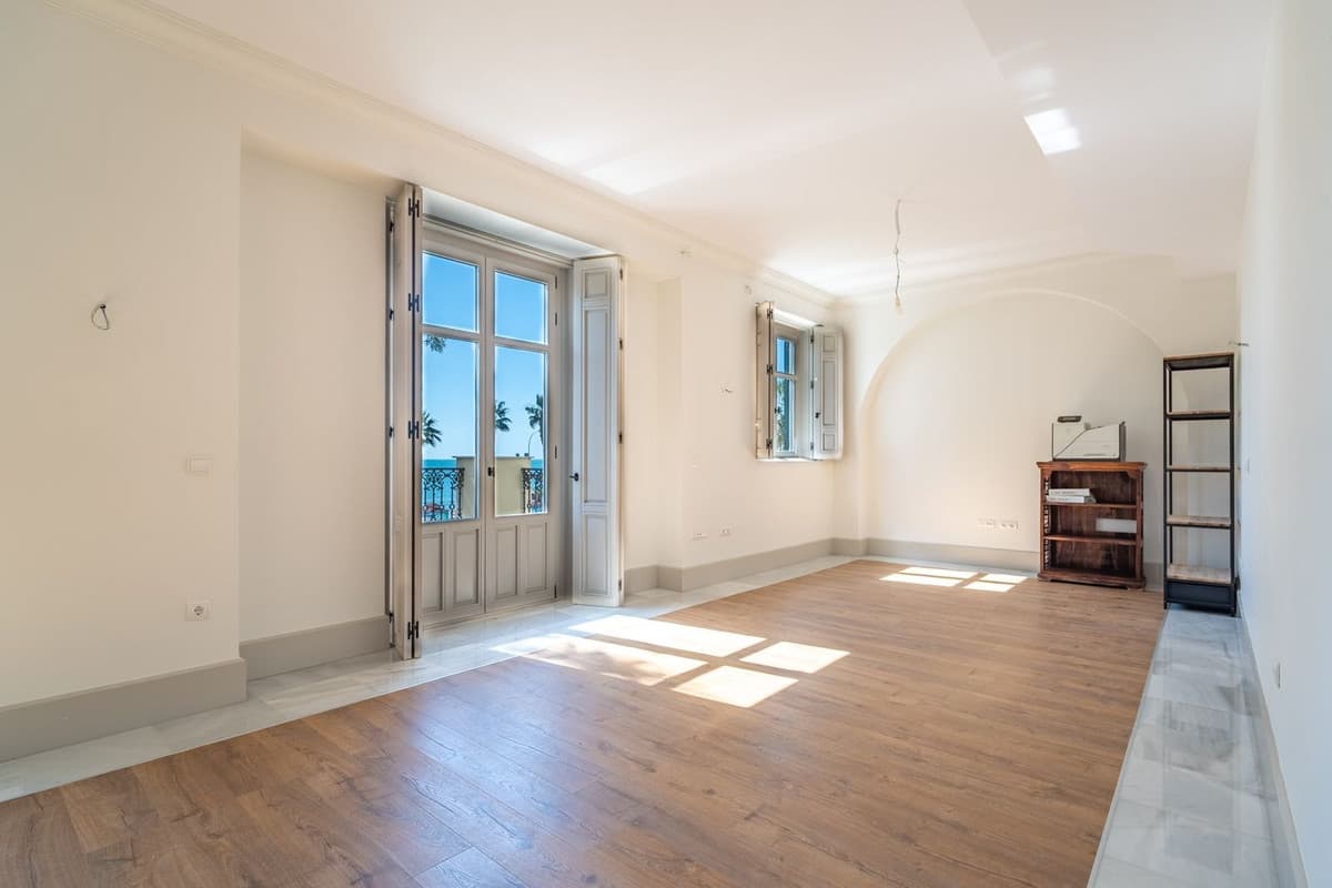 Penthouse Duplex in Monte Sancha — photo 3 of 10