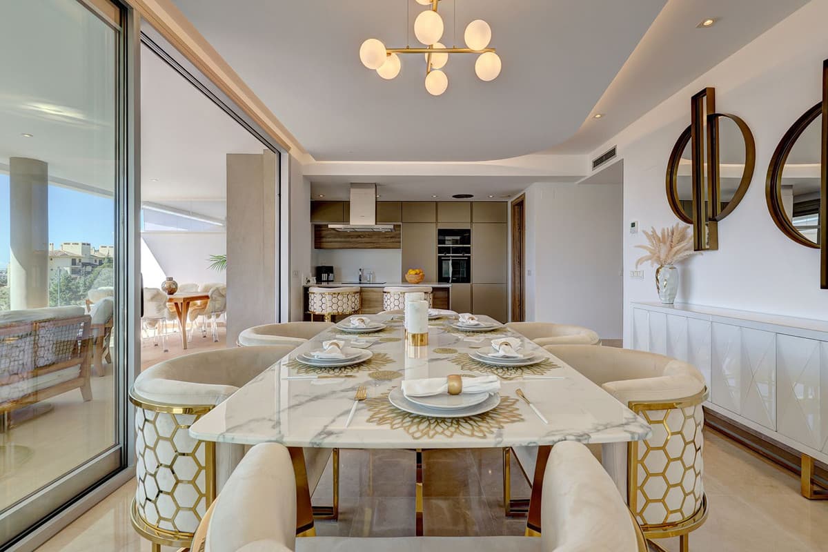 Penthouse Duplex in Benahavís — photo 9 of 10