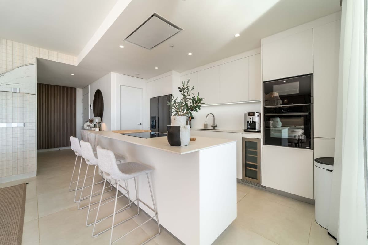 Ground Floor Apartment in Higueron — photo 5 of 10