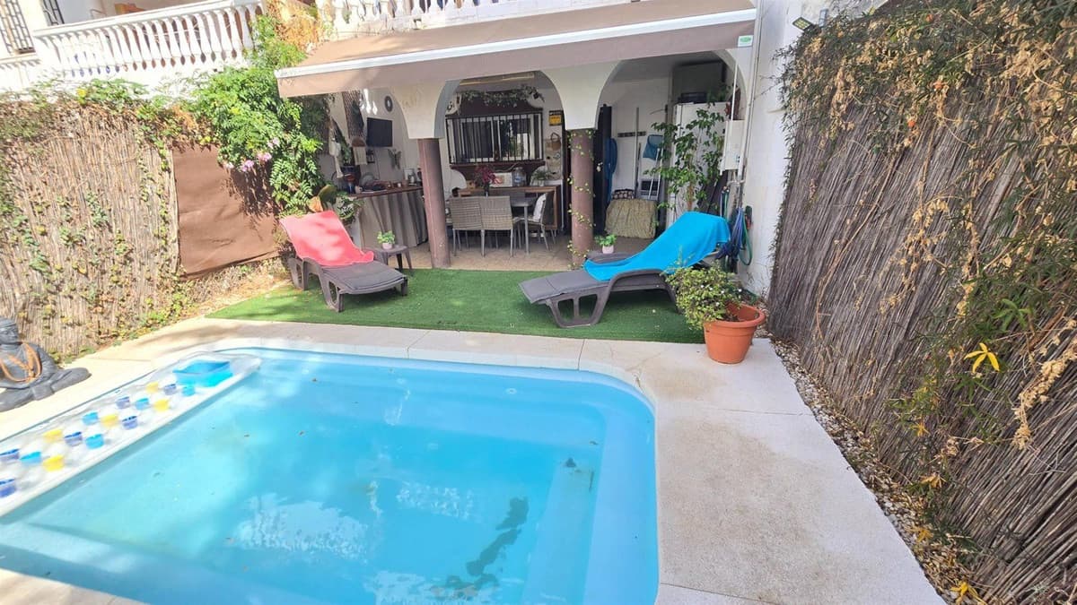 Townhouse in Benalmadena — photo 1 of 10
