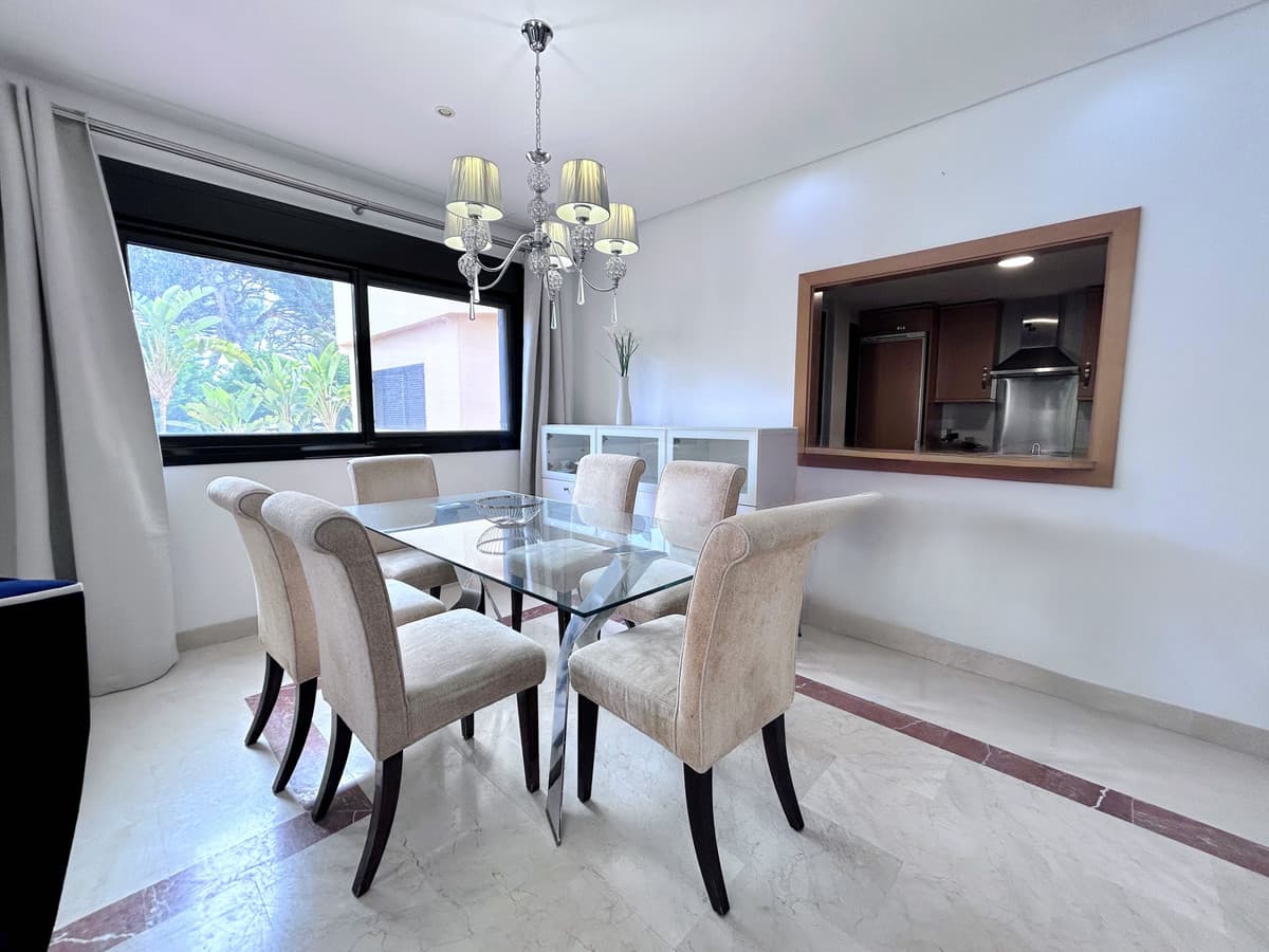 Middle Floor Apartment in Puerto Banús — photo 7 of 10