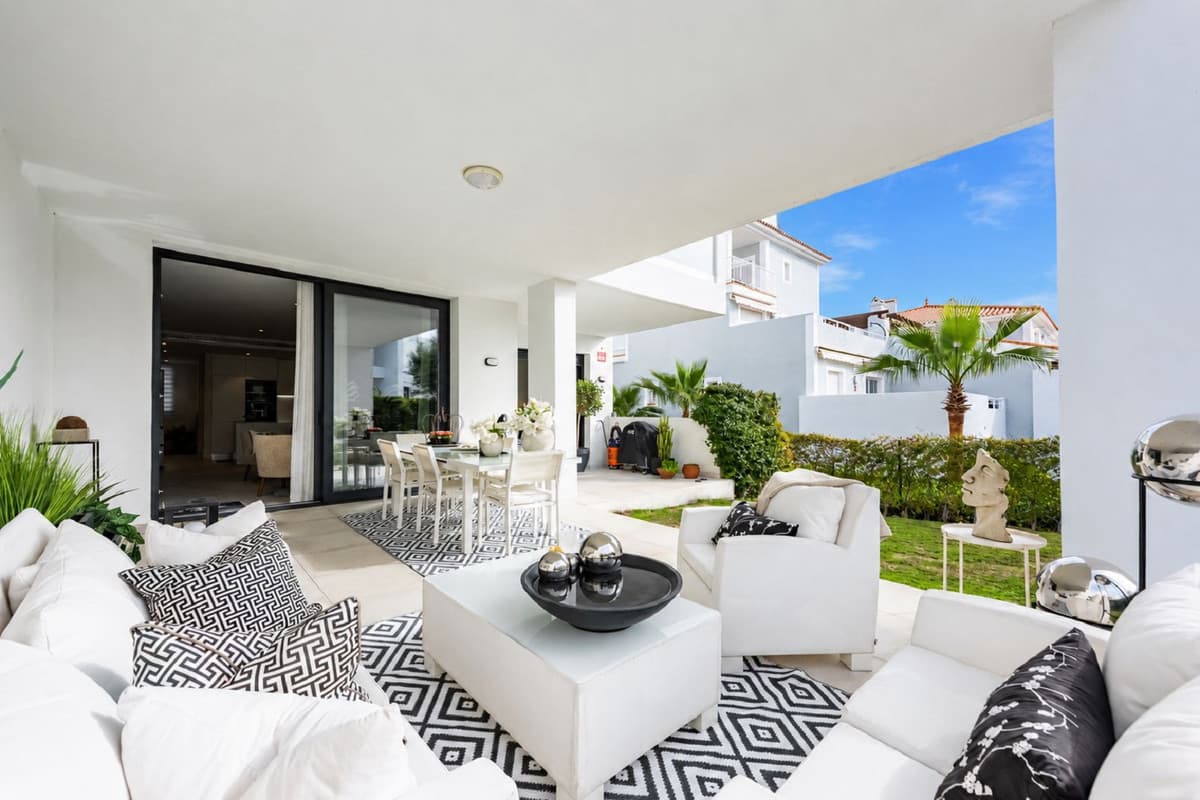 Ground Floor Apartment in El Paraiso — photo 1 of 10