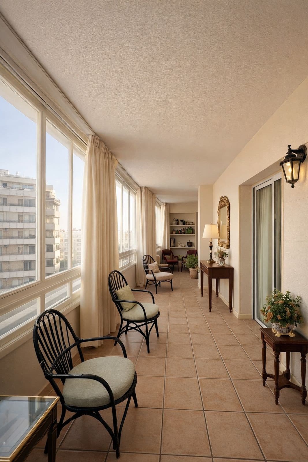 Middle Floor Apartment in Marbella — photo 6 of 10
