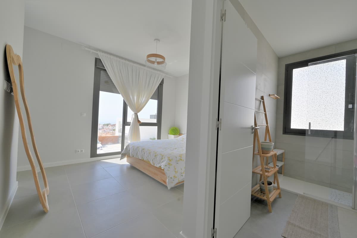 Semi-Detached House in Riviera del Sol — photo 6 of 10