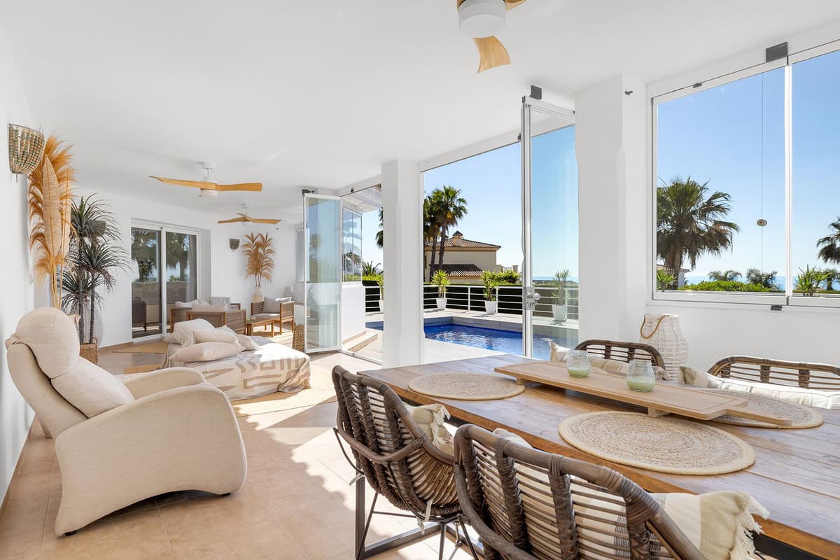 Detached Villa in Estepona — photo 3 of 10