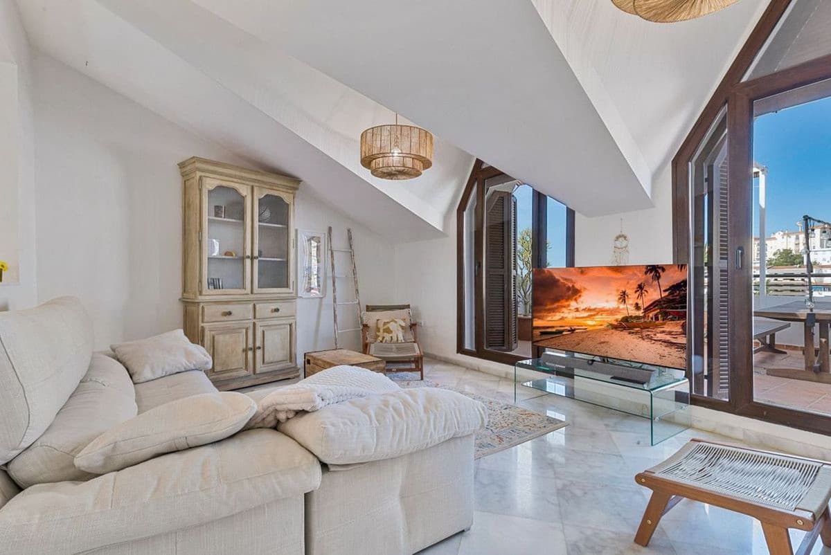 Penthouse in Benalmadena — photo 9 of 10