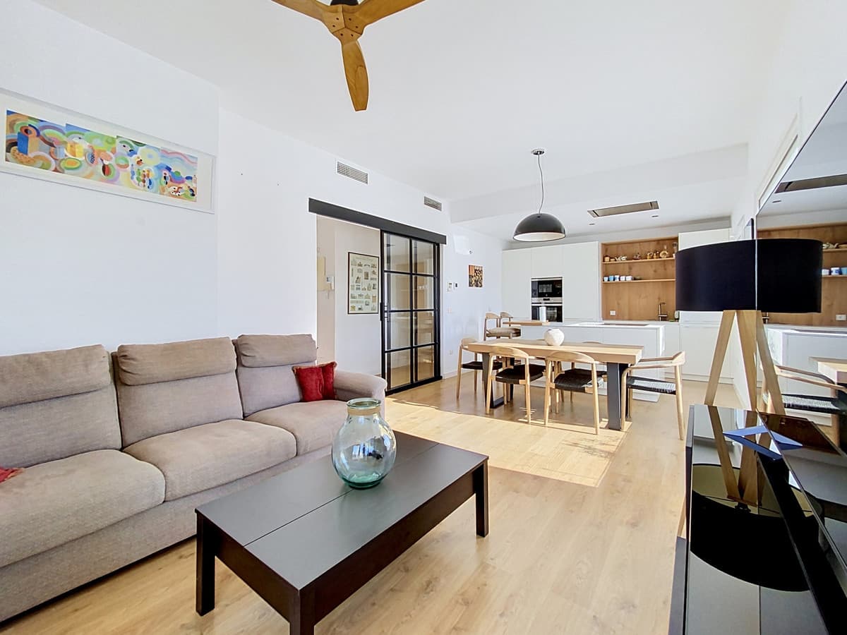 Penthouse in Estepona — photo 2 of 10