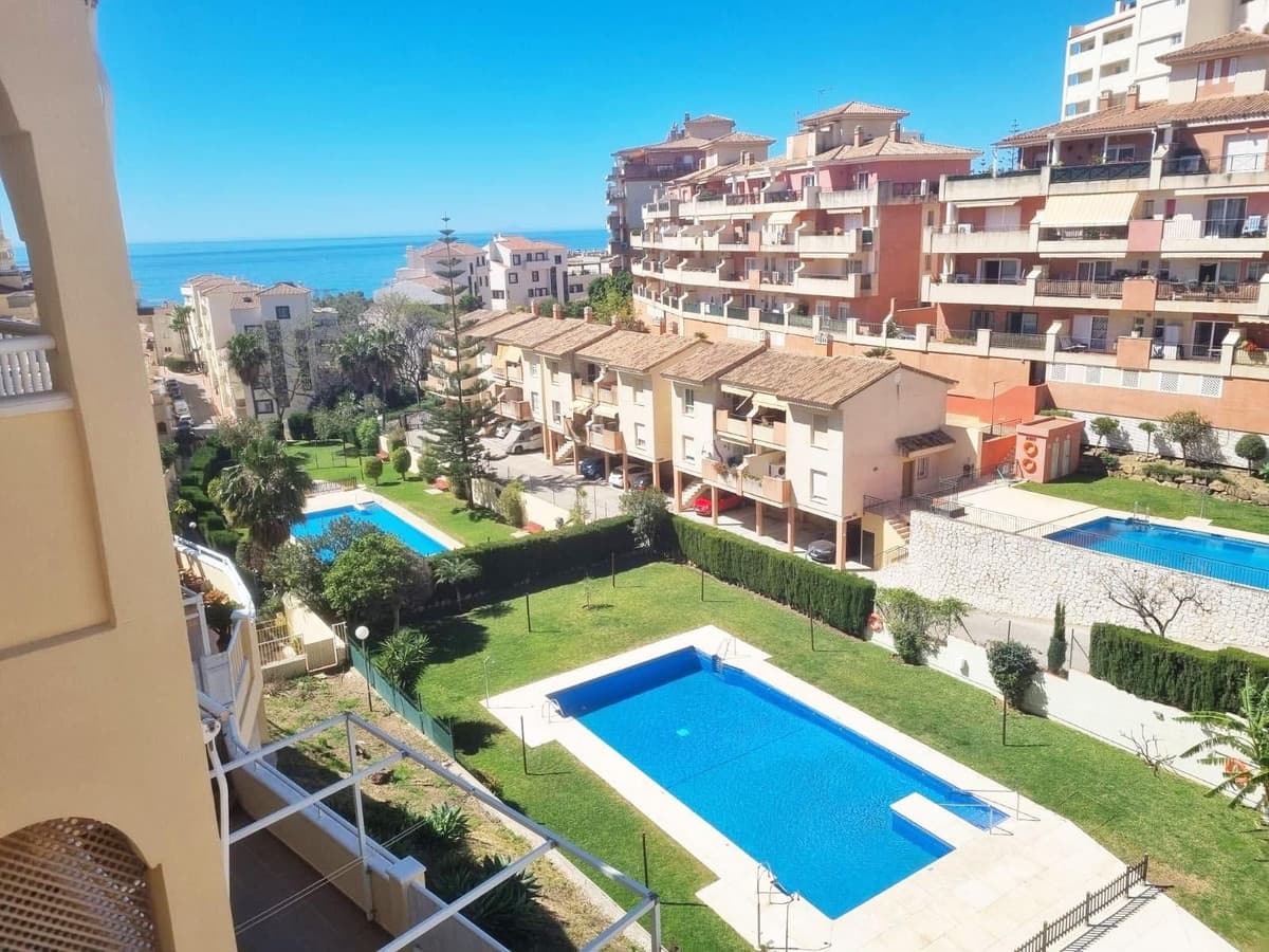 Penthouse in Benalmadena Costa — photo 1 of 10