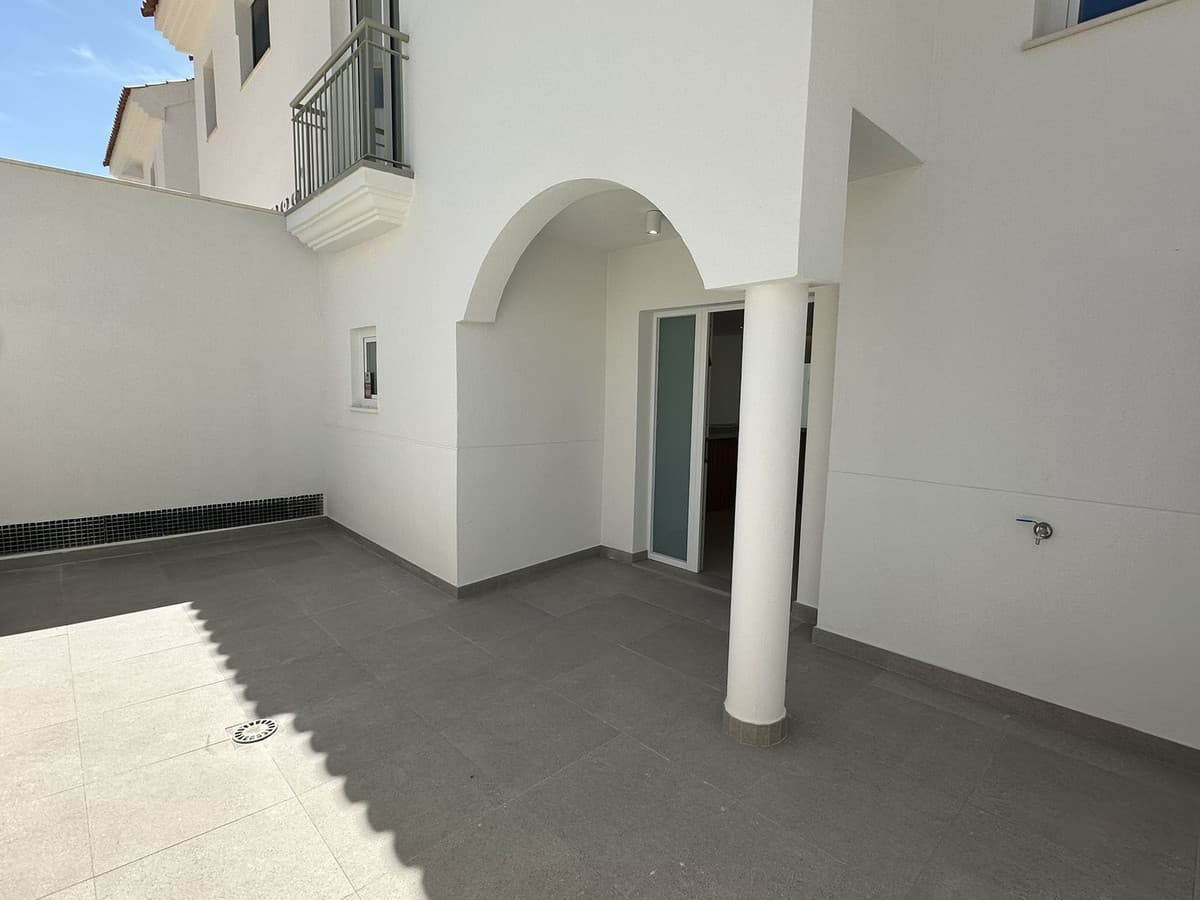 Townhouse in Torrequebrada — photo 6 of 10