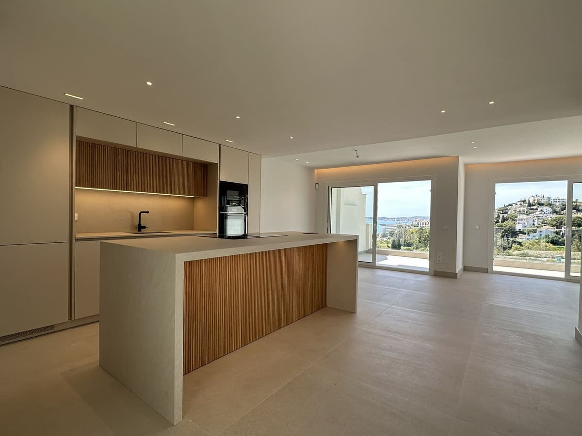 Townhouse in Torrequebrada — photo 9 of 10