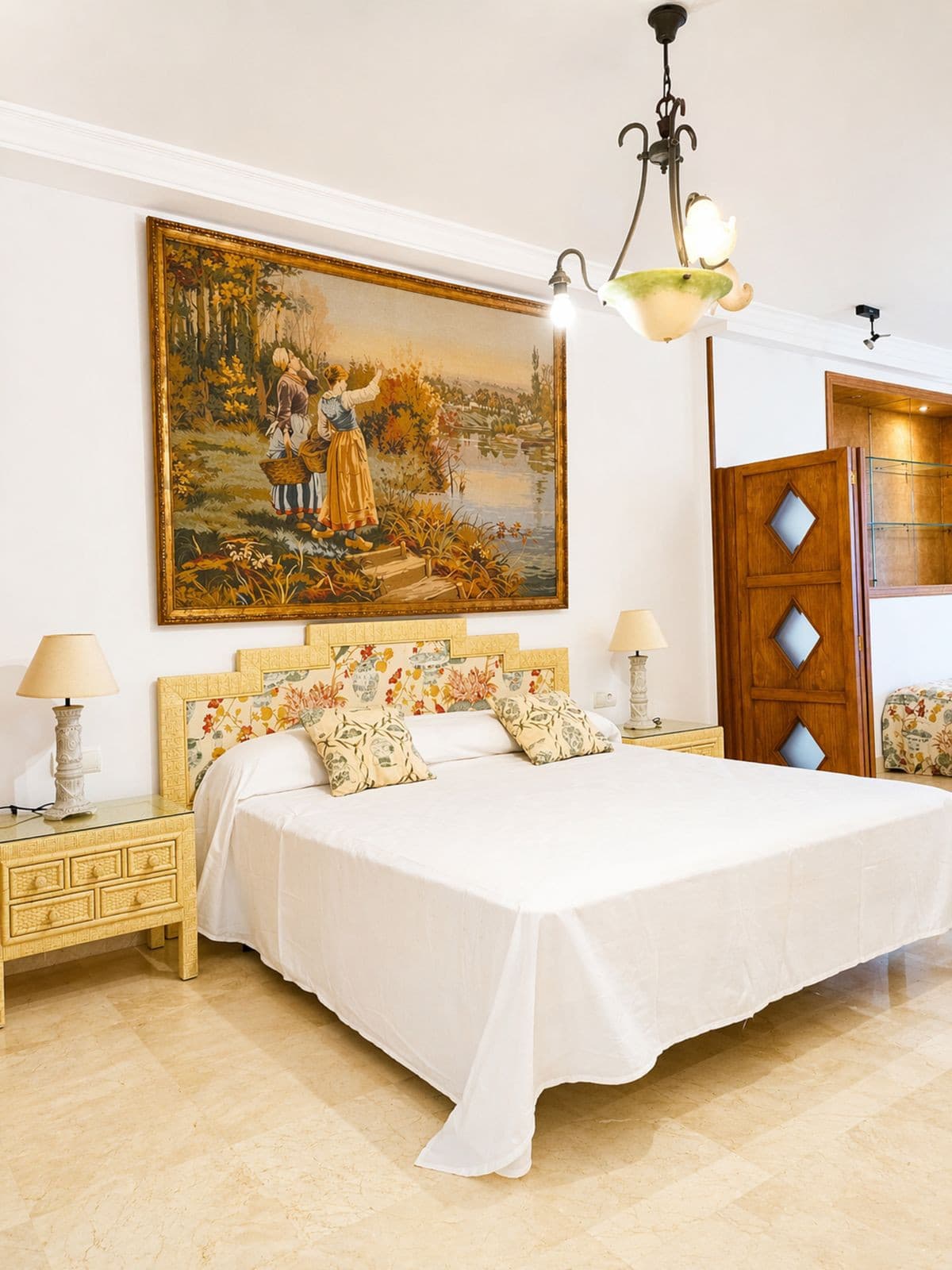 Middle Floor Apartment in Marbella — photo 5 of 10
