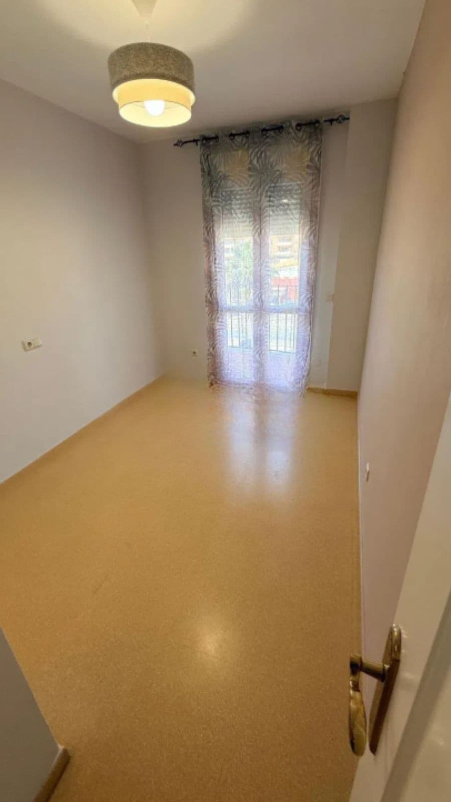 Middle Floor Apartment in Casares — photo 10 of 10