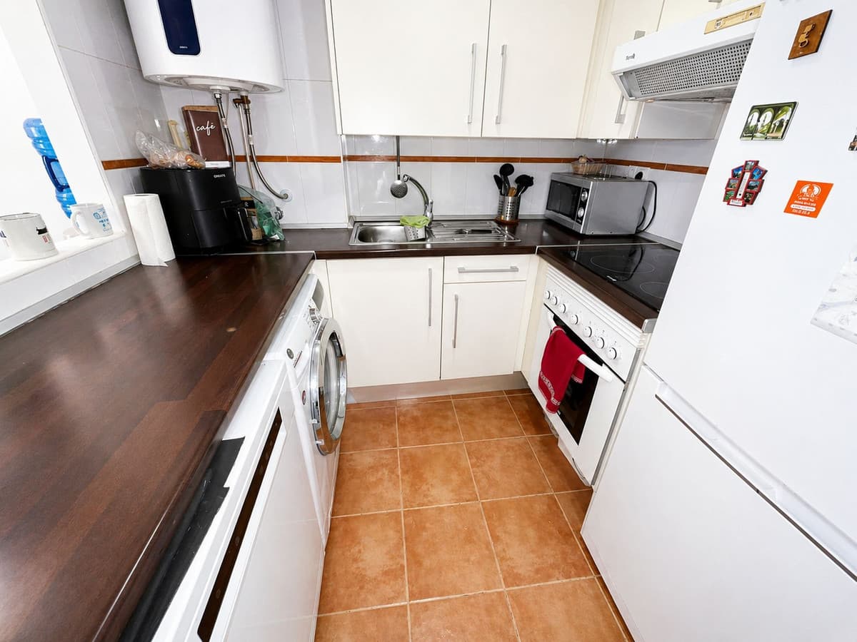 Ground Floor Apartment in Casares — photo 7 of 10