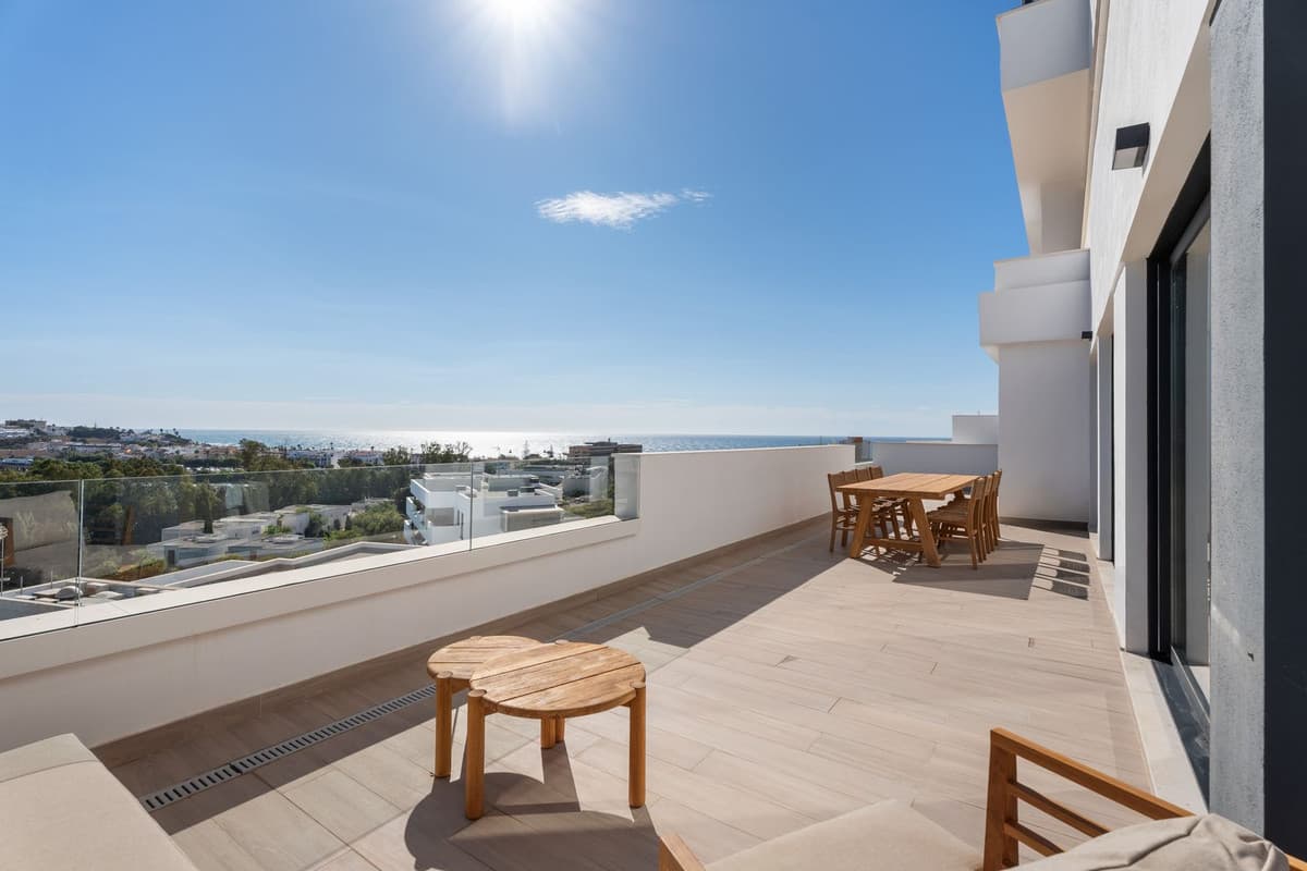 Middle Floor Apartment in La Cala de Mijas — photo 2 of 10