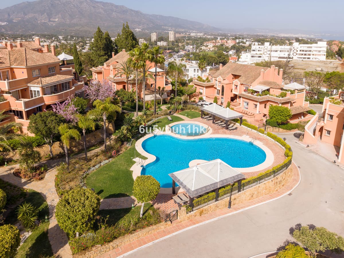 Penthouse Duplex in Marbella — photo 10 of 10