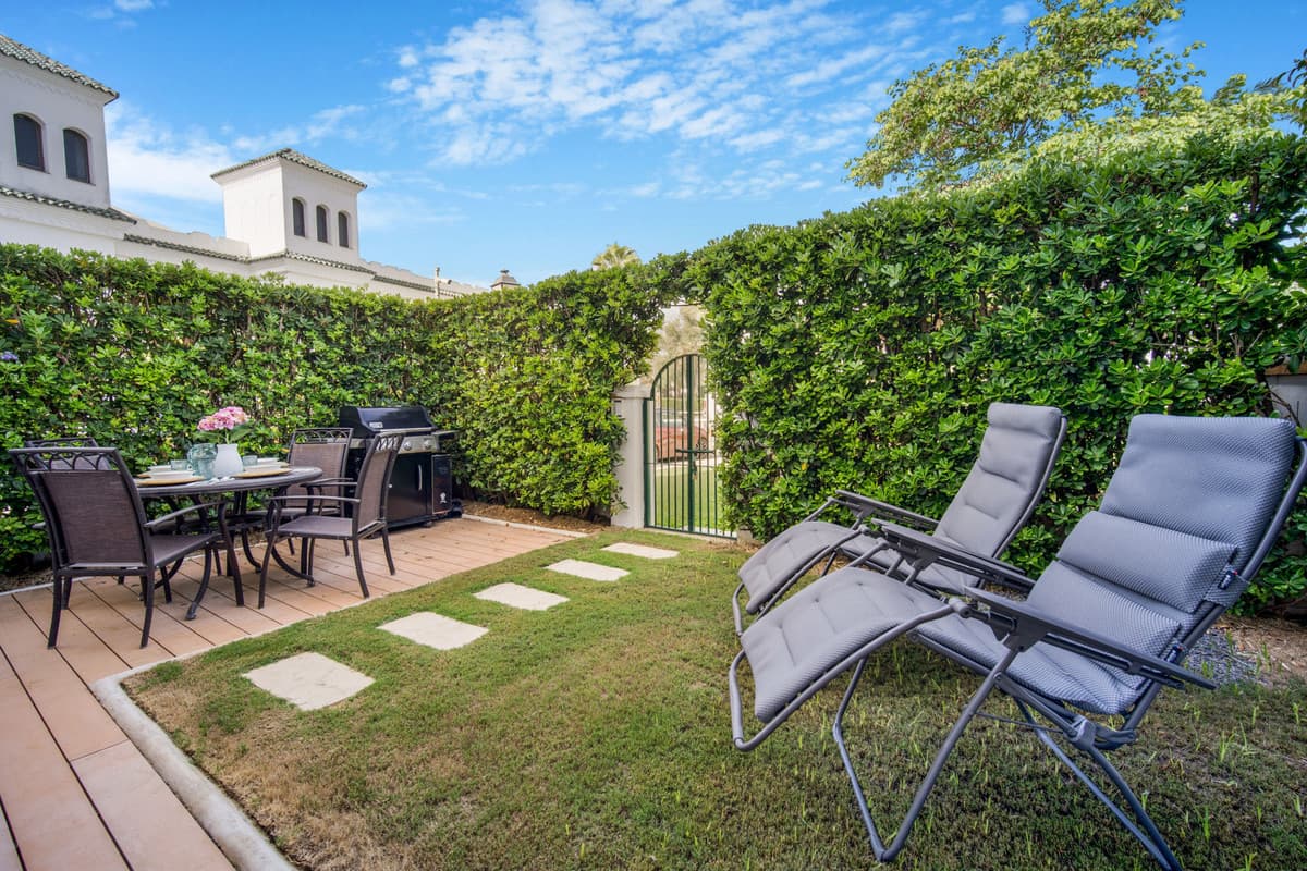 Townhouse in The Golden Mile — photo 7 of 10
