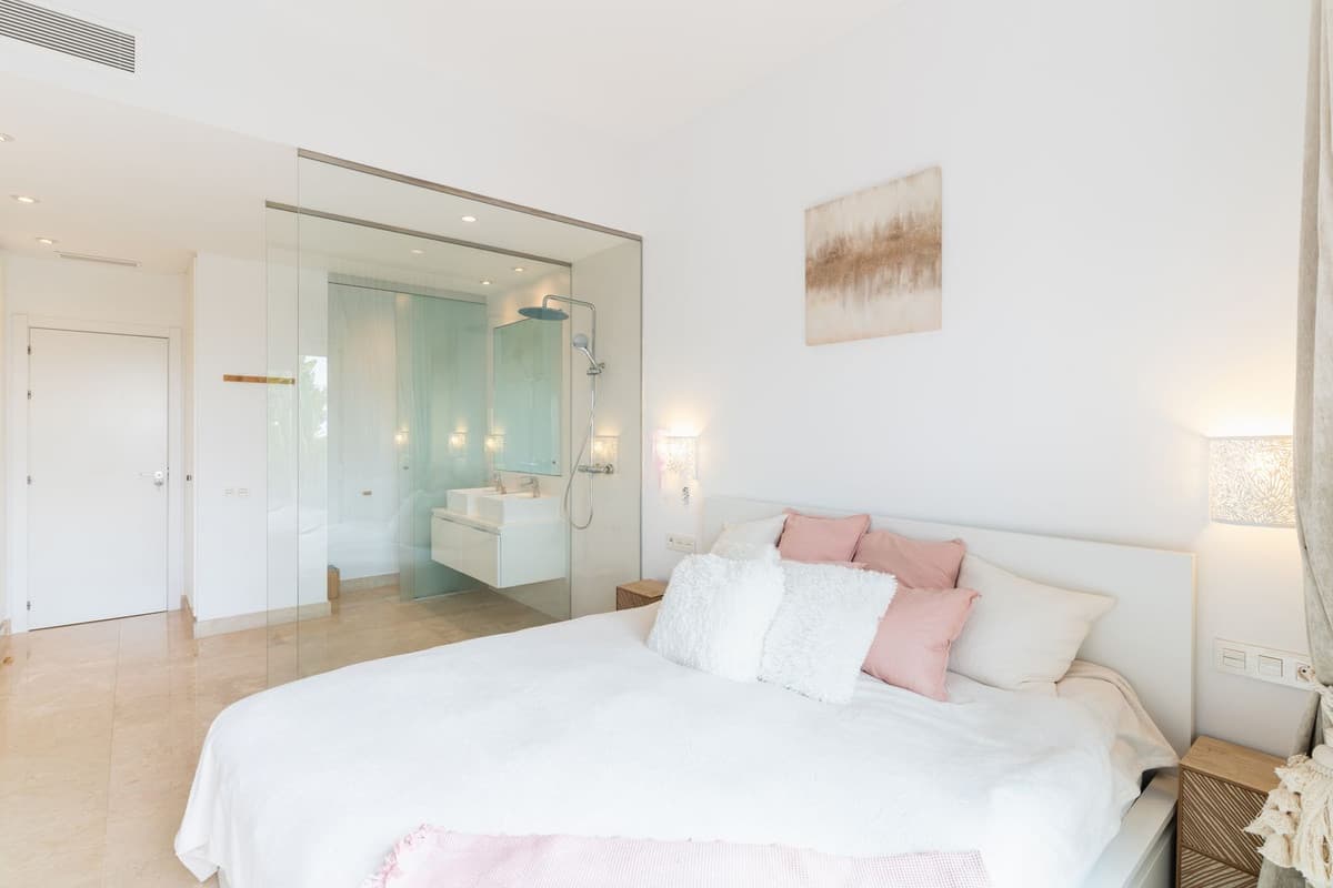 Ground Floor Apartment in Benahavís — photo 10 of 10
