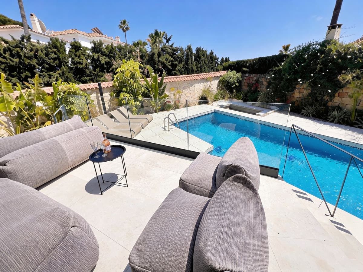 Detached Villa in Riviera del Sol — photo 2 of 10