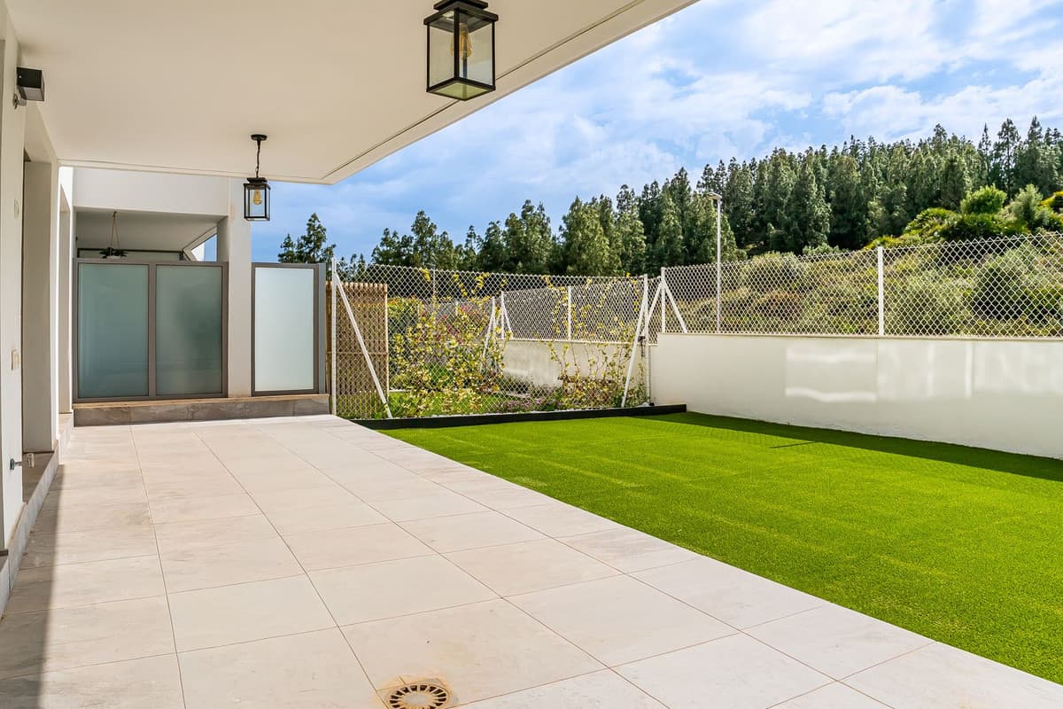 Ground Floor Apartment in Mijas Costa — photo 3 of 10