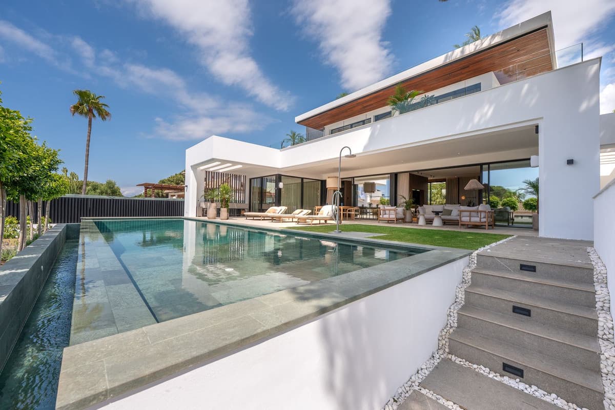 Detached Villa in Marbesa — photo 3 of 10