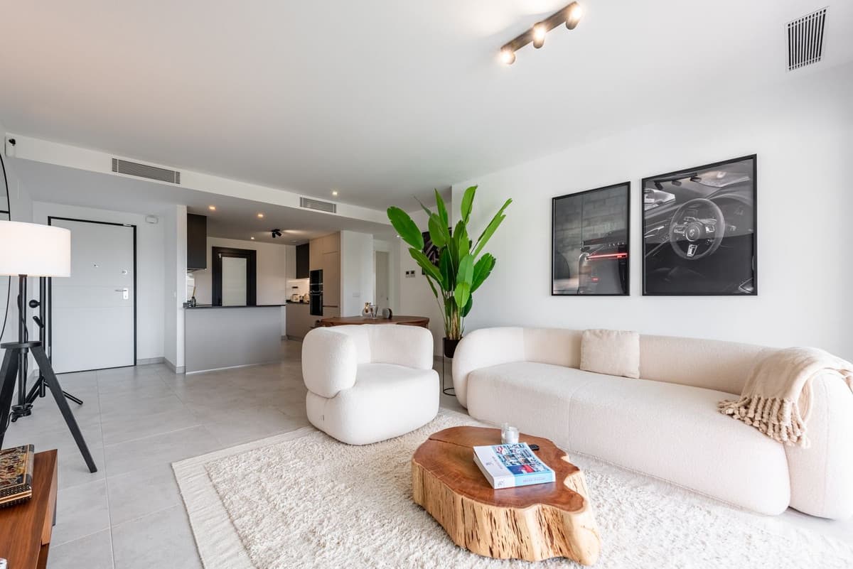 Middle Floor Apartment in Atalaya — photo 3 of 10