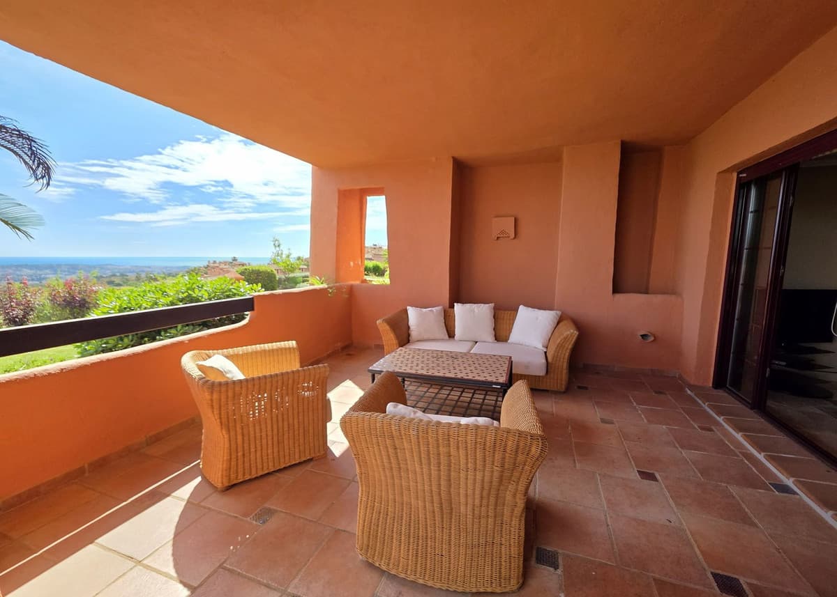 Ground Floor Apartment in La Mairena — photo 3 of 10