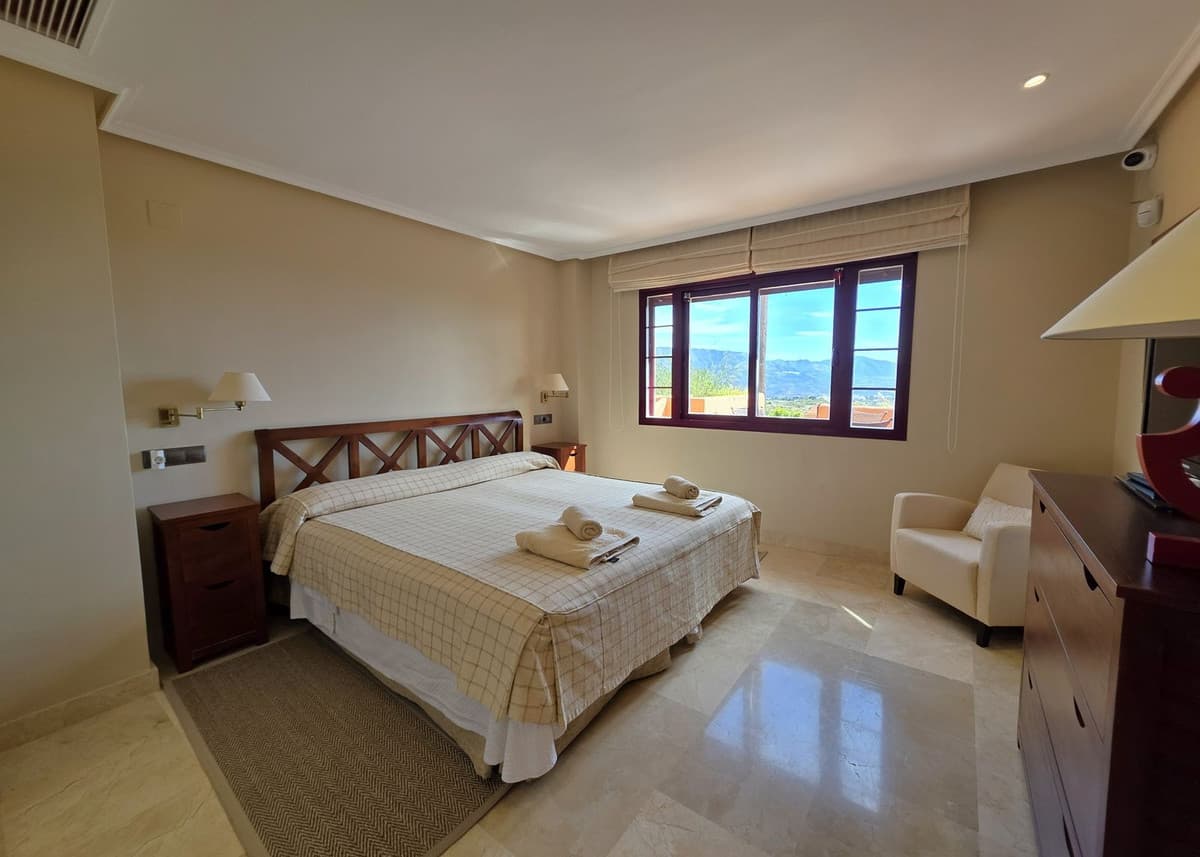 Ground Floor Apartment in La Mairena — photo 5 of 10
