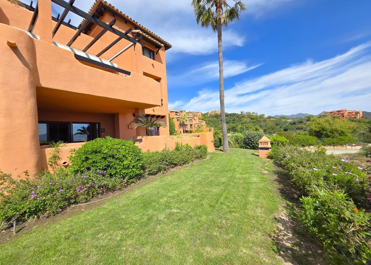 Ground Floor Apartment in La Mairena — photo 8 of 10
