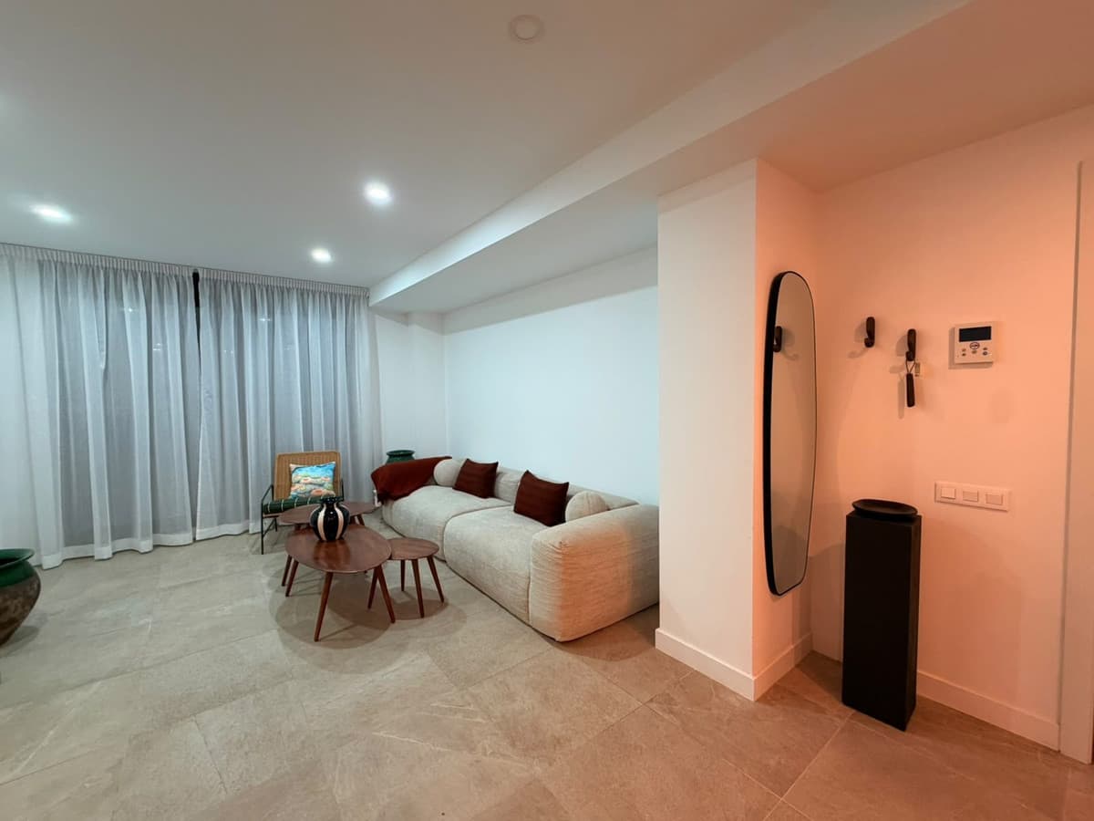 Middle Floor Apartment in Estepona — photo 2 of 10