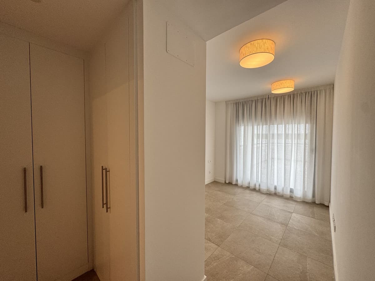Middle Floor Apartment in Estepona — photo 10 of 10