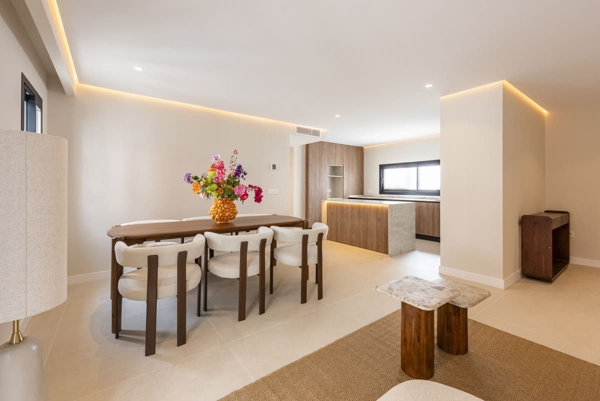Top Floor Apartment in Estepona — photo 1 of 10