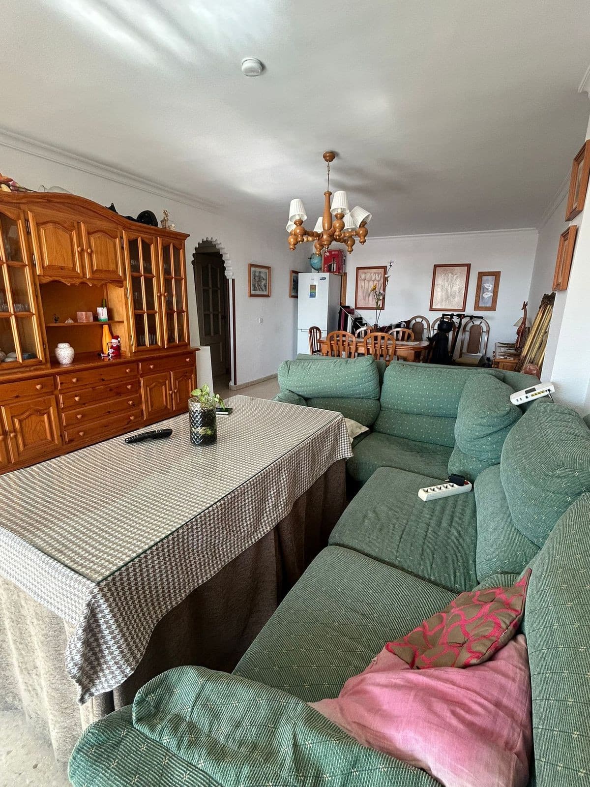 Middle Floor Apartment in Marbella — photo 7 of 10