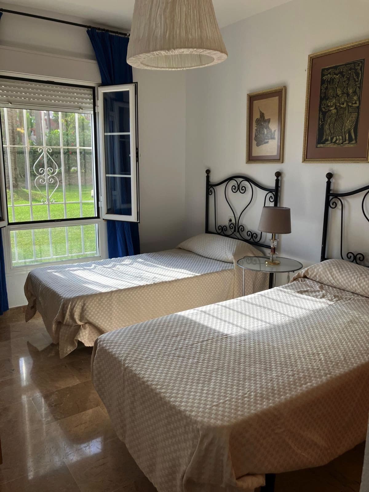 Ground Floor Apartment in Estepona — photo 7 of 10